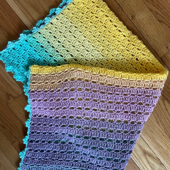 Hand Crocheted Blanket / Baby Blanket / Lap Blanket - Picture 4 of 10